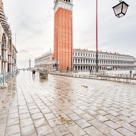Ca Lu Vintage Flat Con Vista Su San Marco! Apartment Venice Luaran gambar